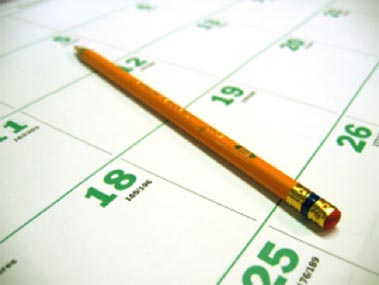 calendar-and-pencil